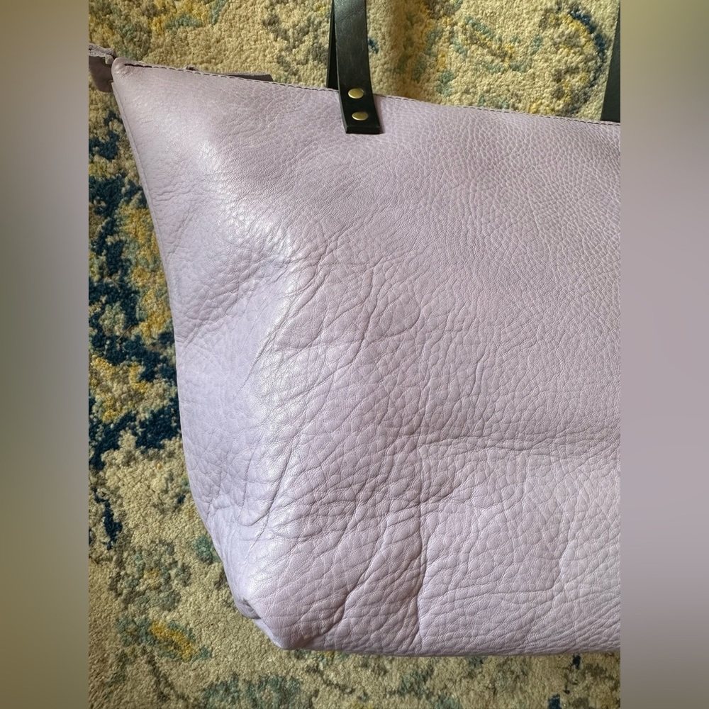 NEW 🦄 Portland Leather Large Wisteria Zip Tote - Picture 9 of 16